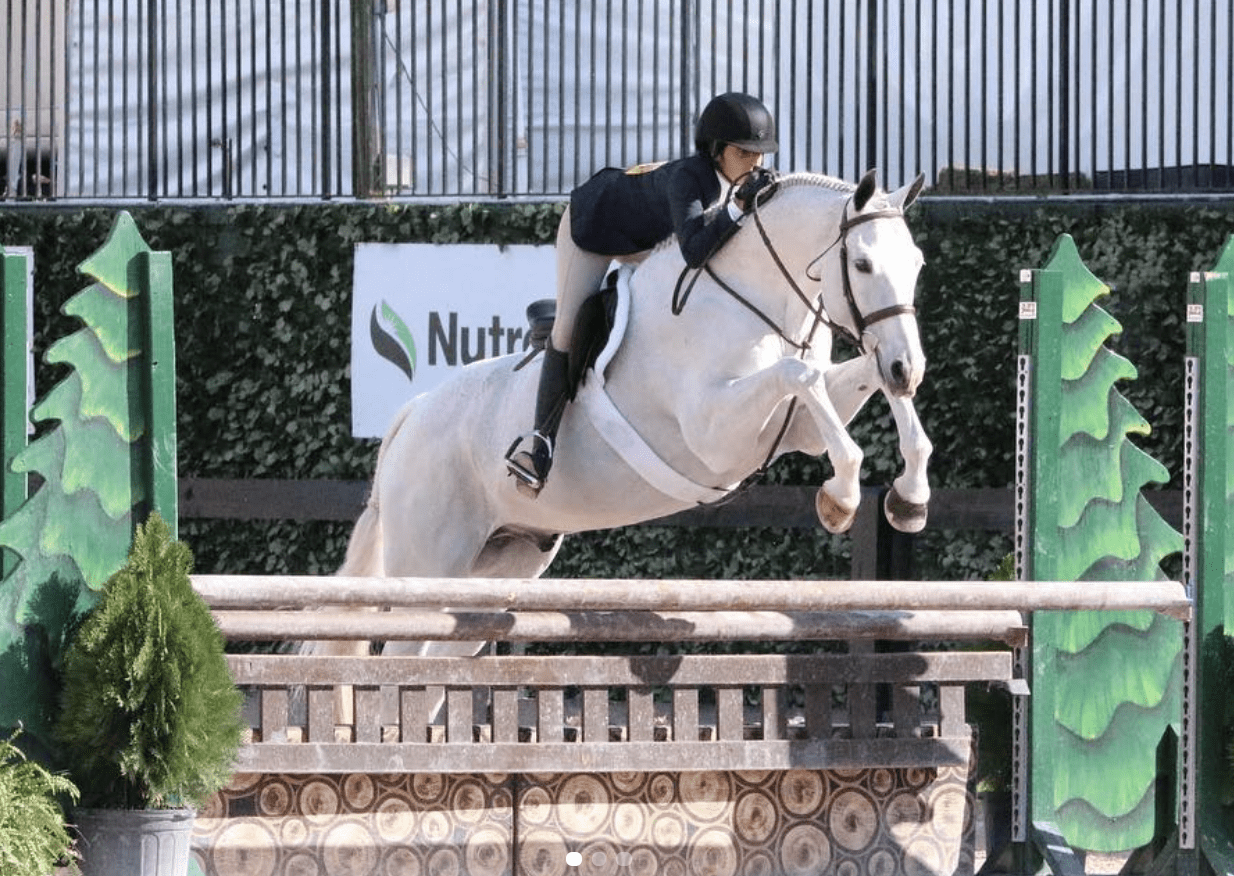  Raina and Most Likely in the 3’3 Junior Younger Hunters in Wellington, FL 